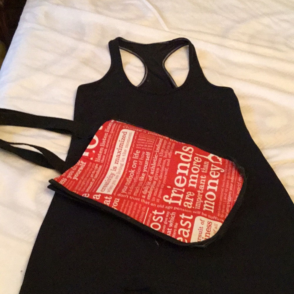 Black lulu tank
